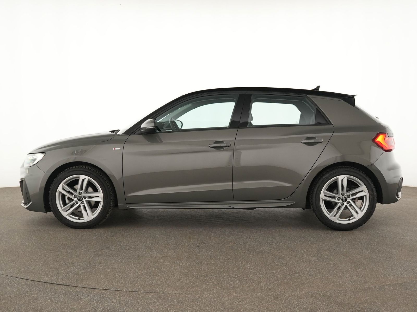 Audi A1 Sportback S-Line LED|Navi Plus|Advanced Key