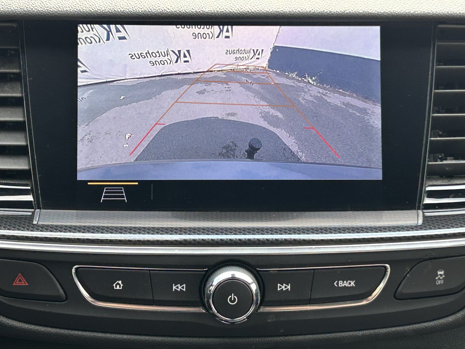 Opel Insignia 2.0 CDTI Business - Samsaru's Car Outlet