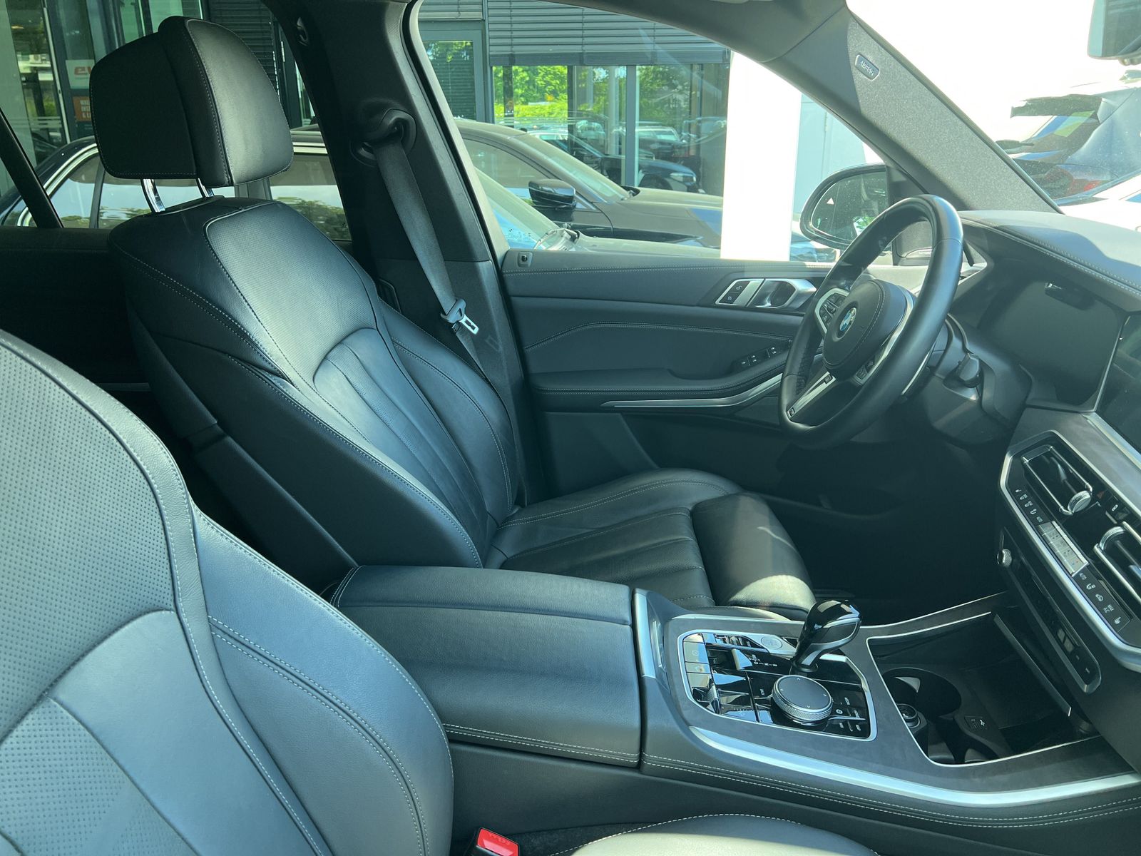 BMW X5 xDrive40d M SPORT+7SITZE+STANDHZ+LASERLICHT