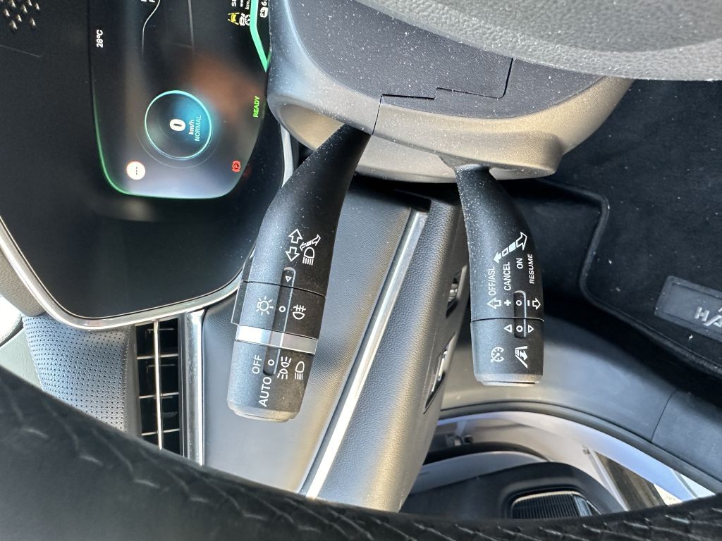 MG Marvel R PERFORMANCE*BOSE*PANO*360°*BEL-SITZE*