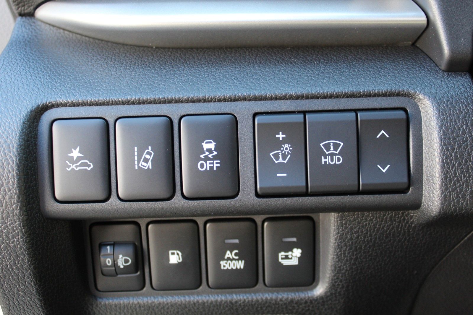 Mitsubishi Eclipse Cross 2.4 PLUG-IN HYBRID 4WD TOP