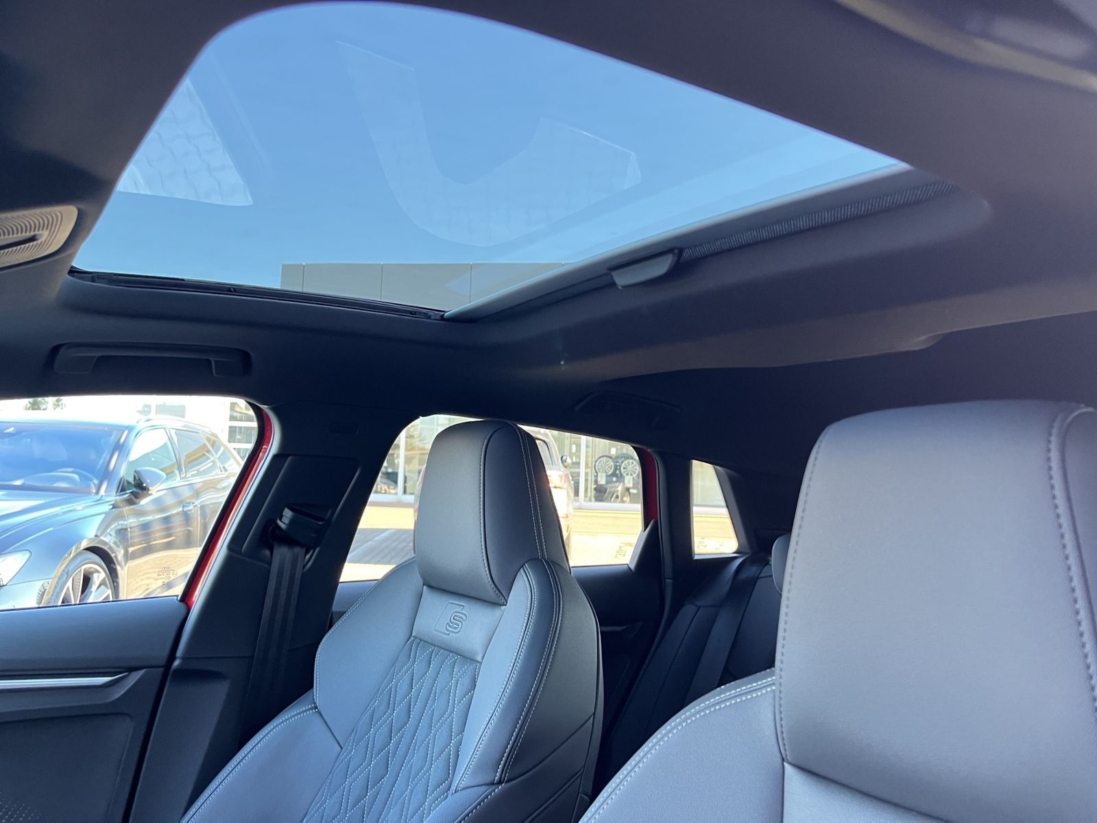 Audi A3 Sportback 35 TDI S-LINE - Samsaru's Car Outlet