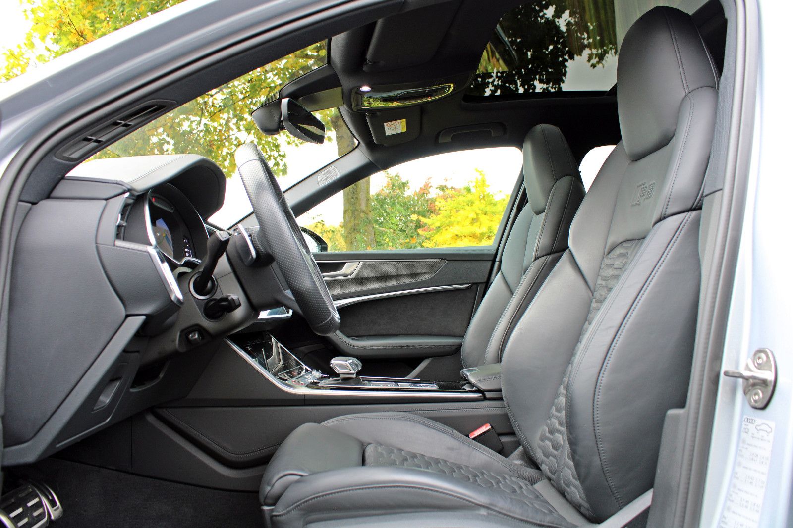 Audi RS6 Avant TFSI qu performance PANO LASER AHK HUD