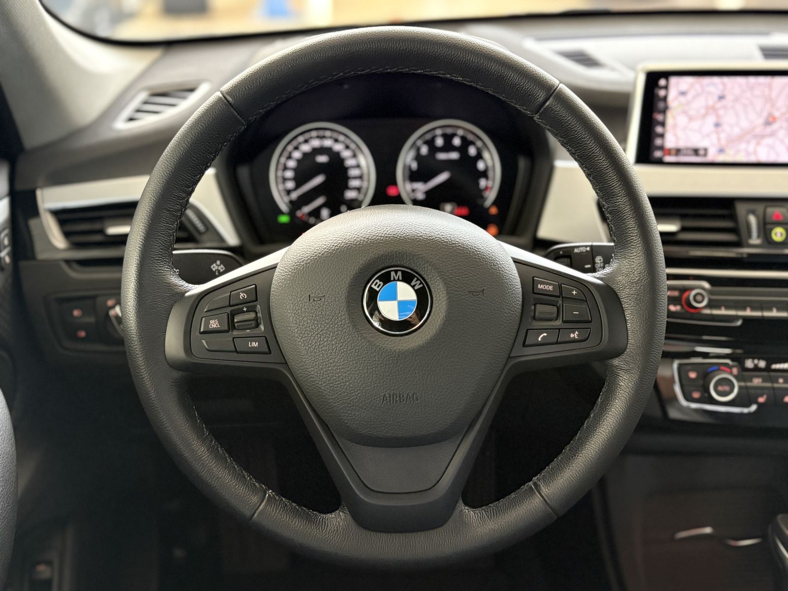 BMW X1 xDrive25e Advantage - Samsaru's Car Outlet