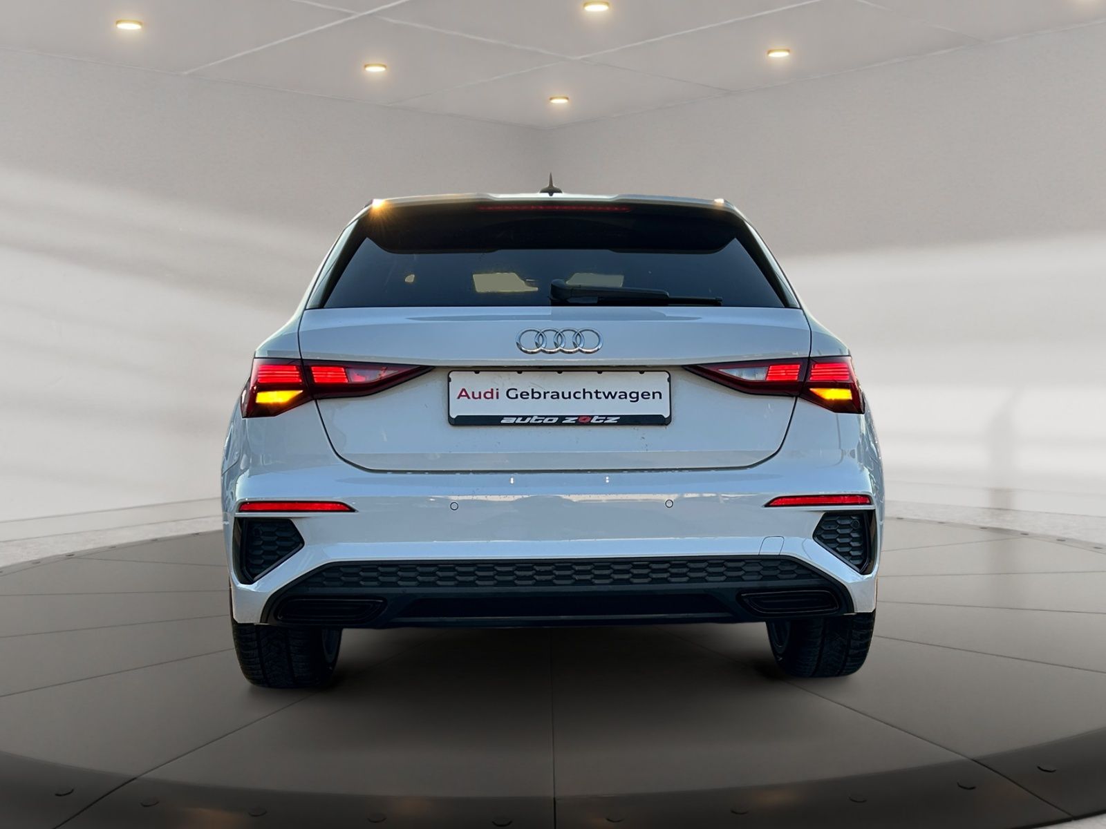 Audi A3 Sportback 30 TFSI S line - Samsaru's Car Outlet