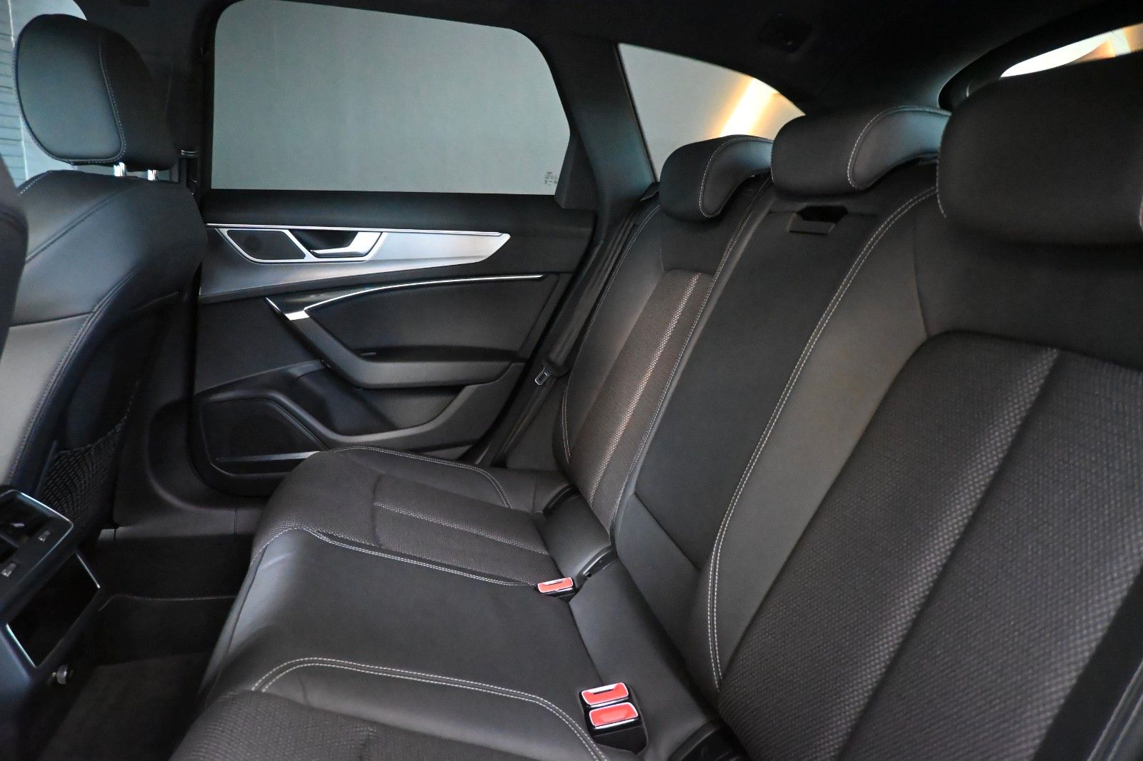 Audi A6 Avant 50 TDI Quattro S-line/LED/BLACK/B&O/RFK