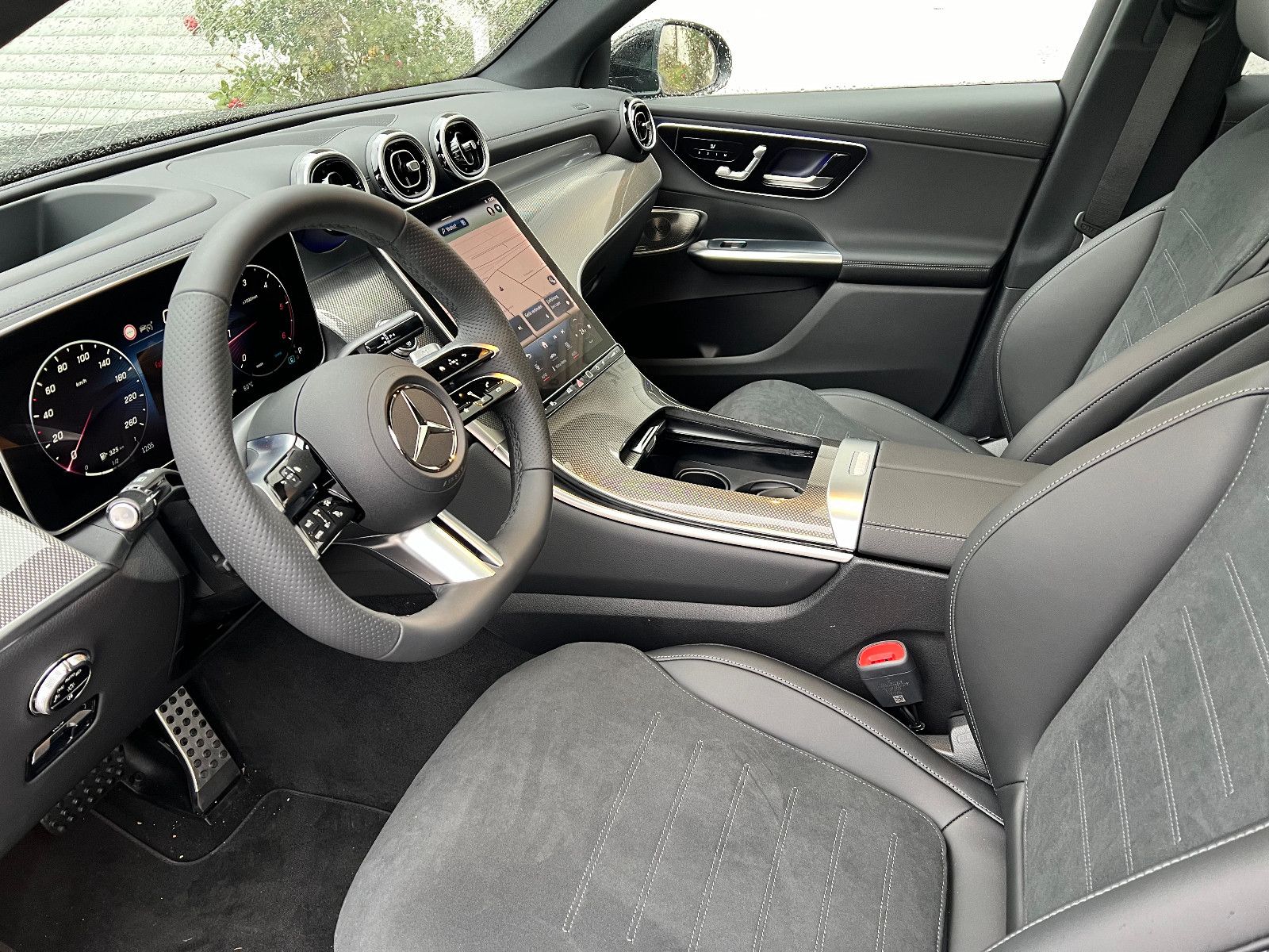 Mercedes-Benz GLC 300 DE 4MATIC Coupe AMG - Samsaru's Car Outlet
