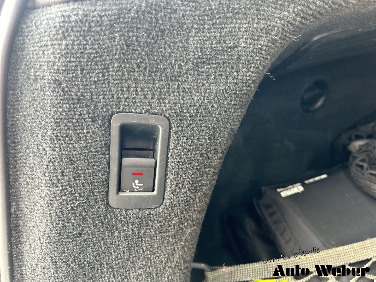 Audi A6 Avant 55TFSI S-Line - Samsaru's Car Outlet