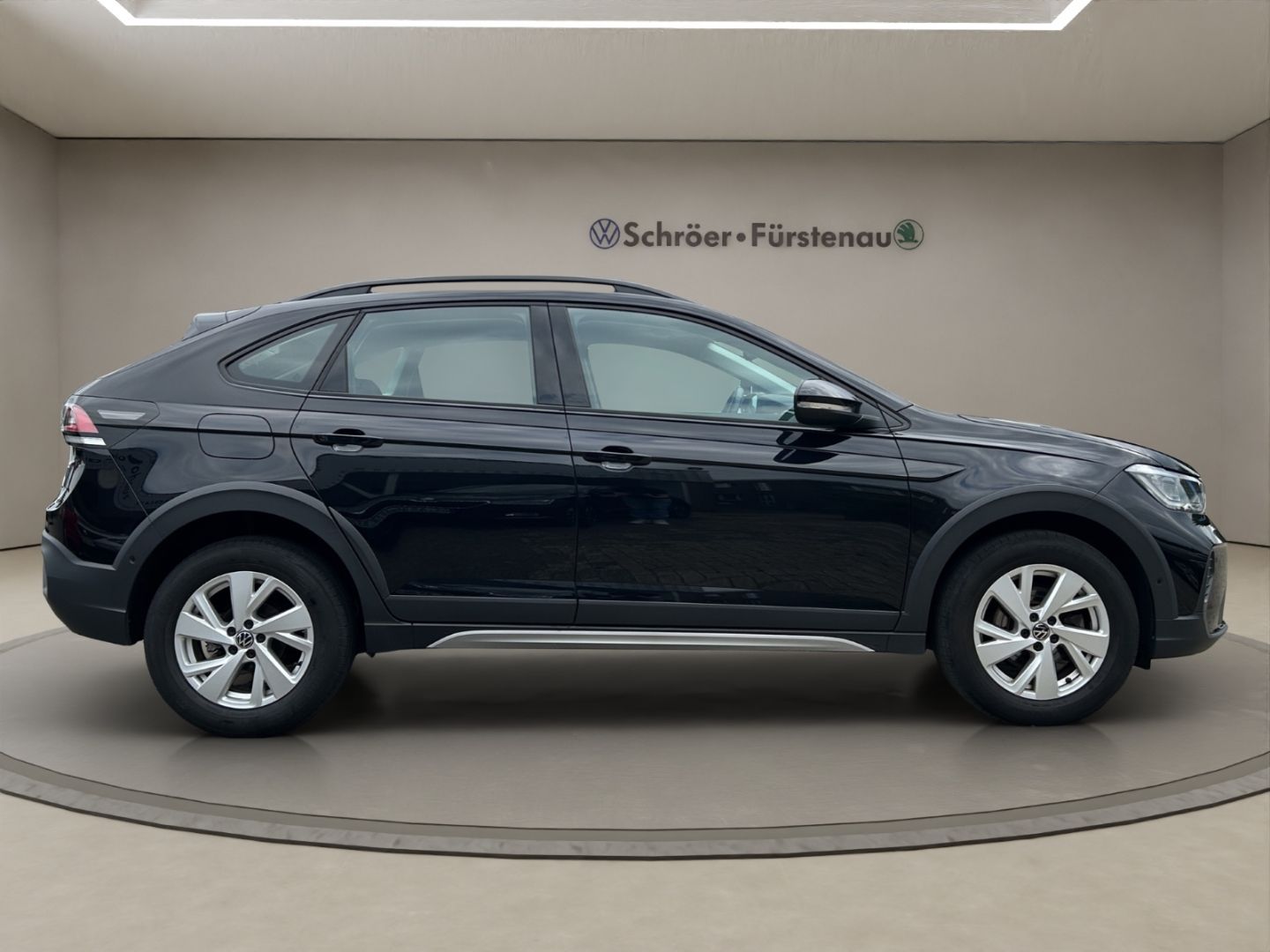 Volkswagen Taigo 1.0 TSI ''X-tra'' DSG - Samsaru's Car Outlet