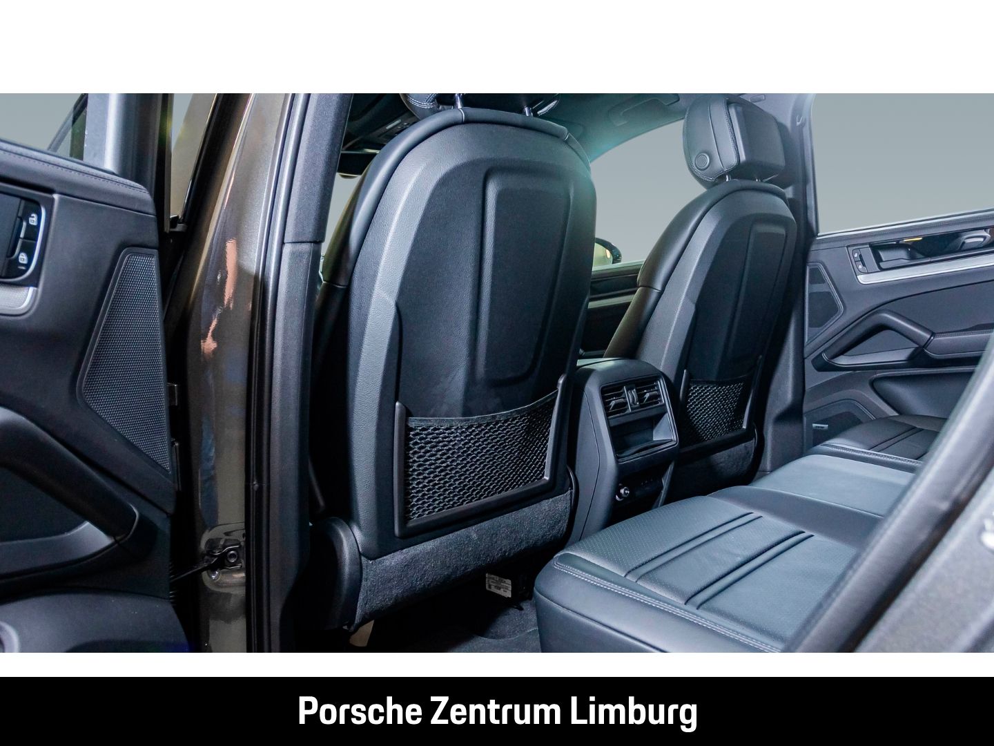 Porsche Cayenne E-Hybrid InnoDrive BOSE Luftfederung LED
