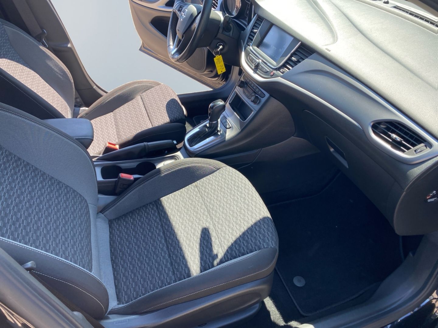 Opel Astra 1.5 D ST Automatik Edition - Samsaru's Car Outlet