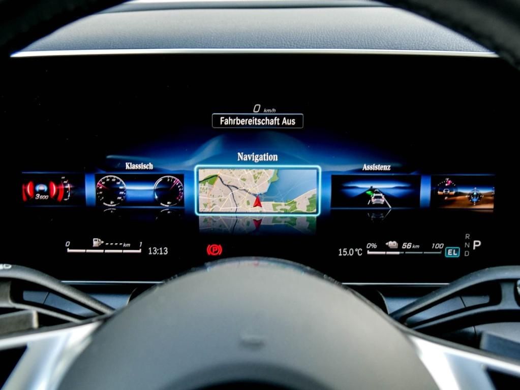 Mercedes-Benz GLC 300 e 4M Avantgarde/Pano/AHK/Distr/Memo/18''