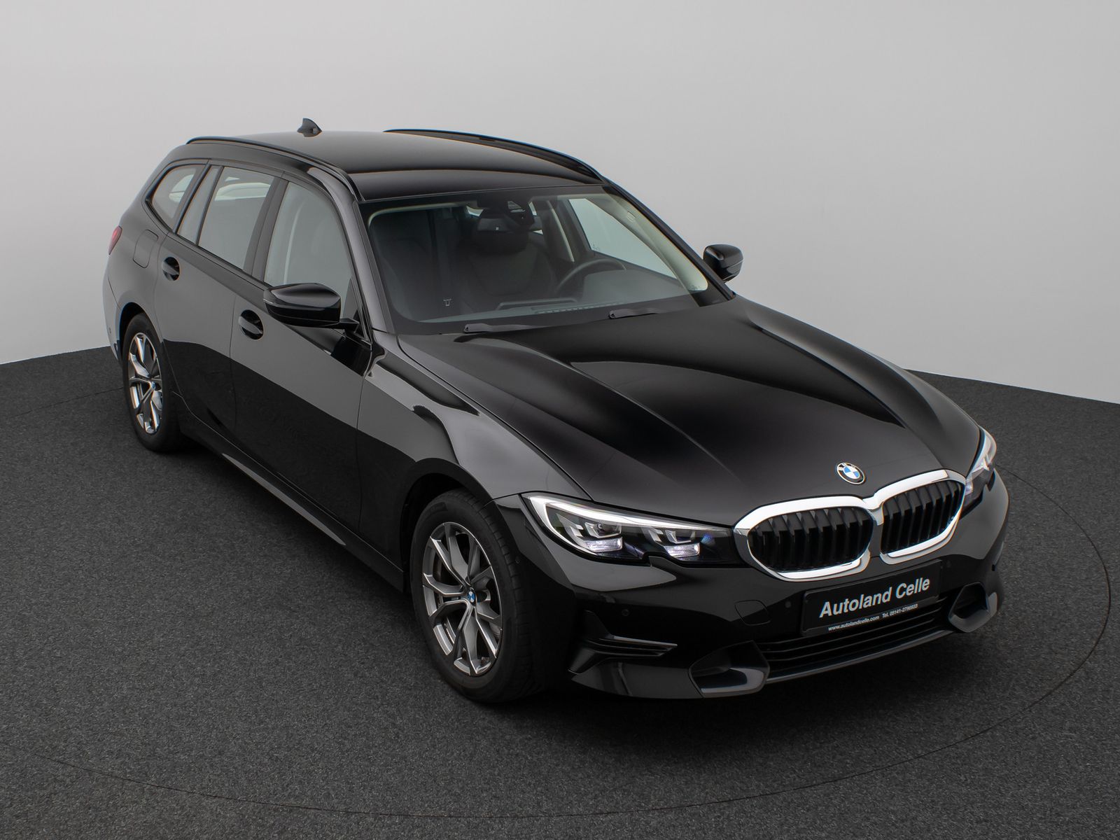 BMW 320d SportLine - Samsaru's Car Outlet