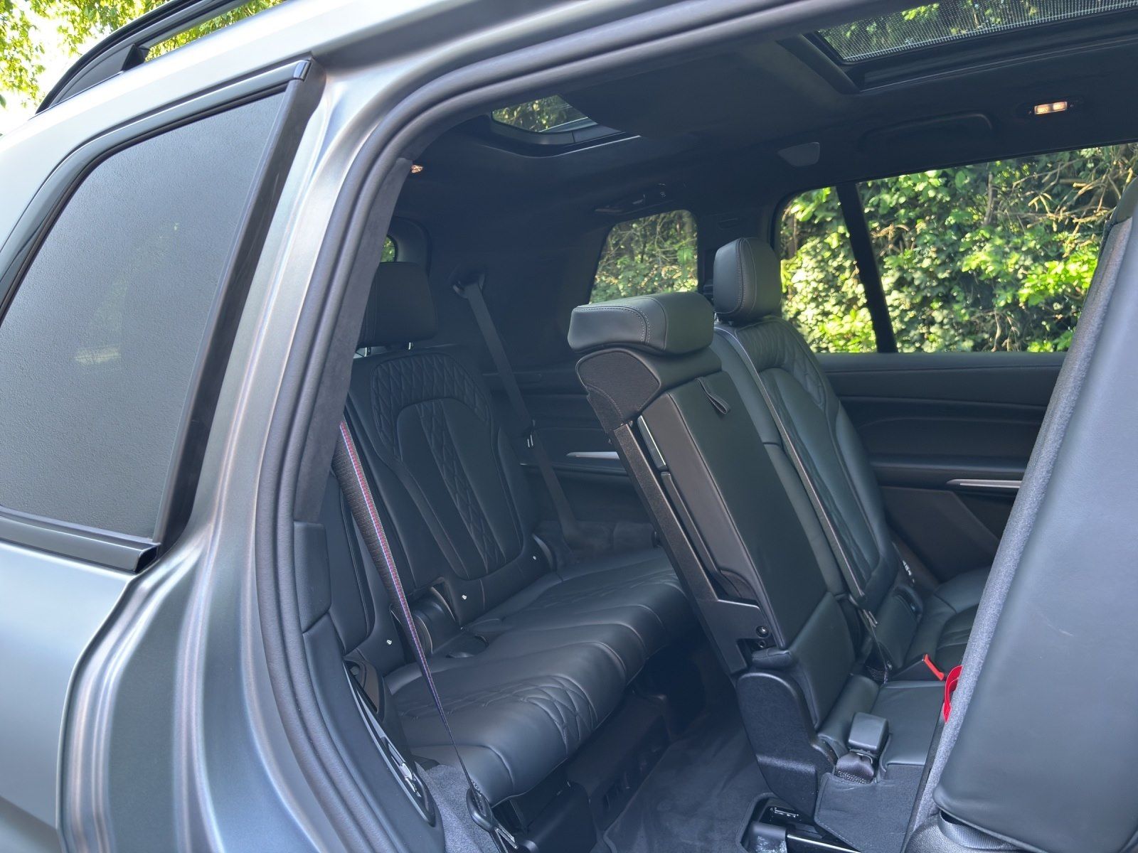 BMW X7 xDrive40d MSportpaket PRO AHK | Kristallschei