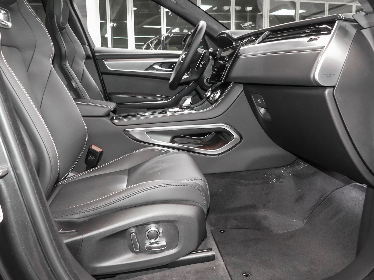 Jaguar F-Pace 400 Sport AWD P400 Mild-Hybrid HUD AD Nav