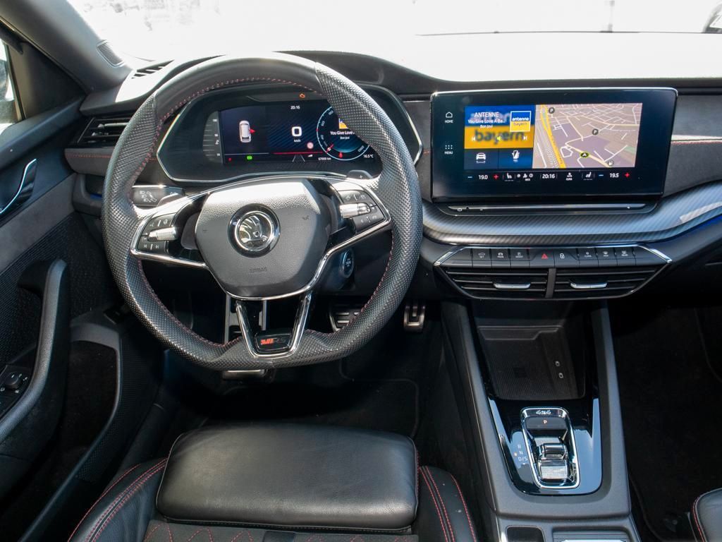 Skoda Octavia Combi 2.0 TDI RS DSG LED/Kamera/Pano
