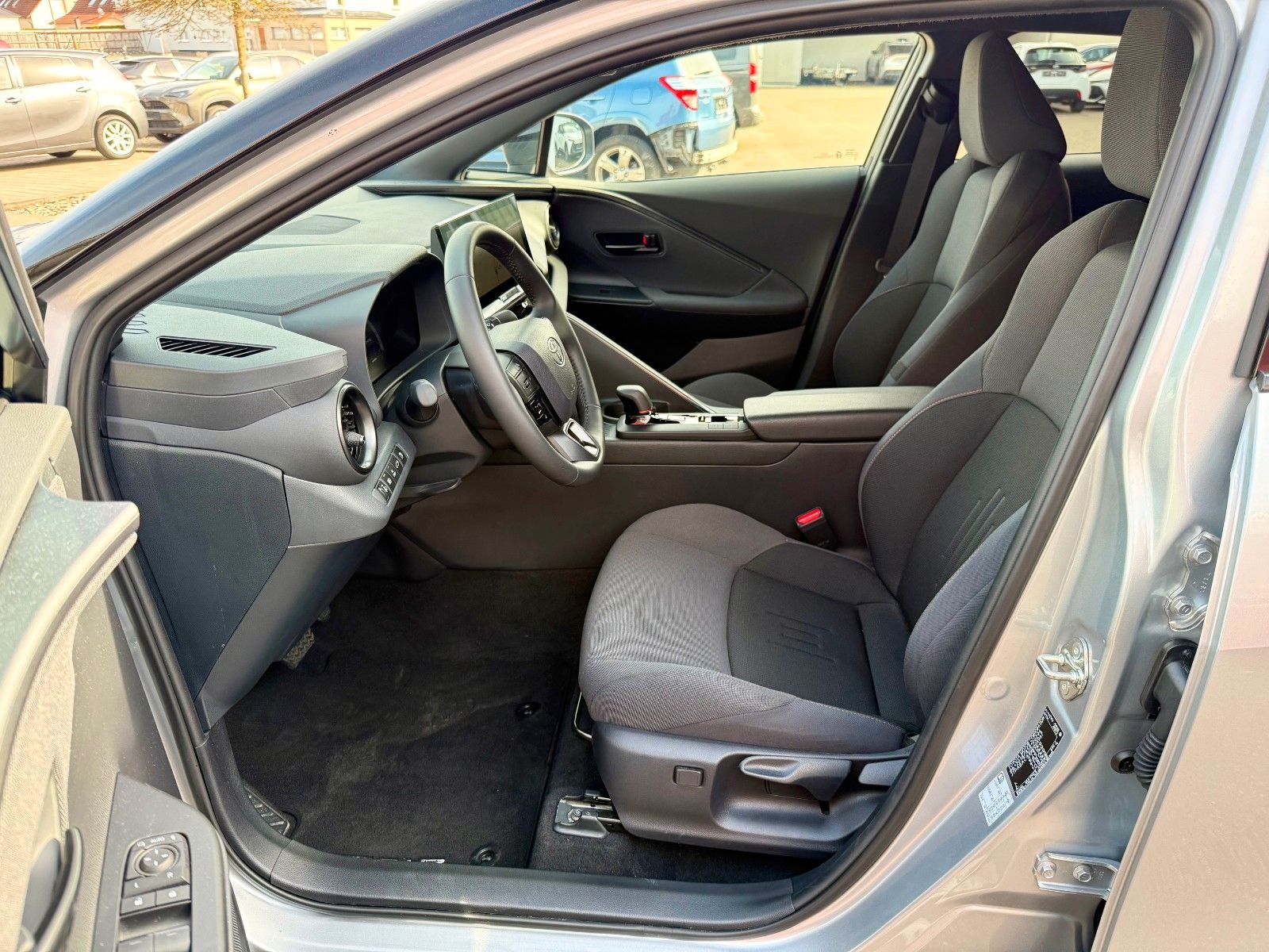 Toyota C-HR Team D 2.0l Plug-in Hybrid *Tech-Paket*