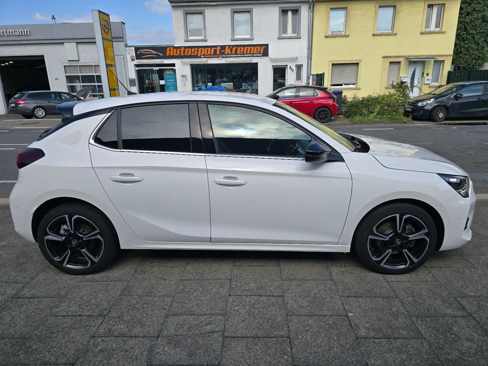 Opel Corsa F Ultimate - Samsaru's Car Outlet
