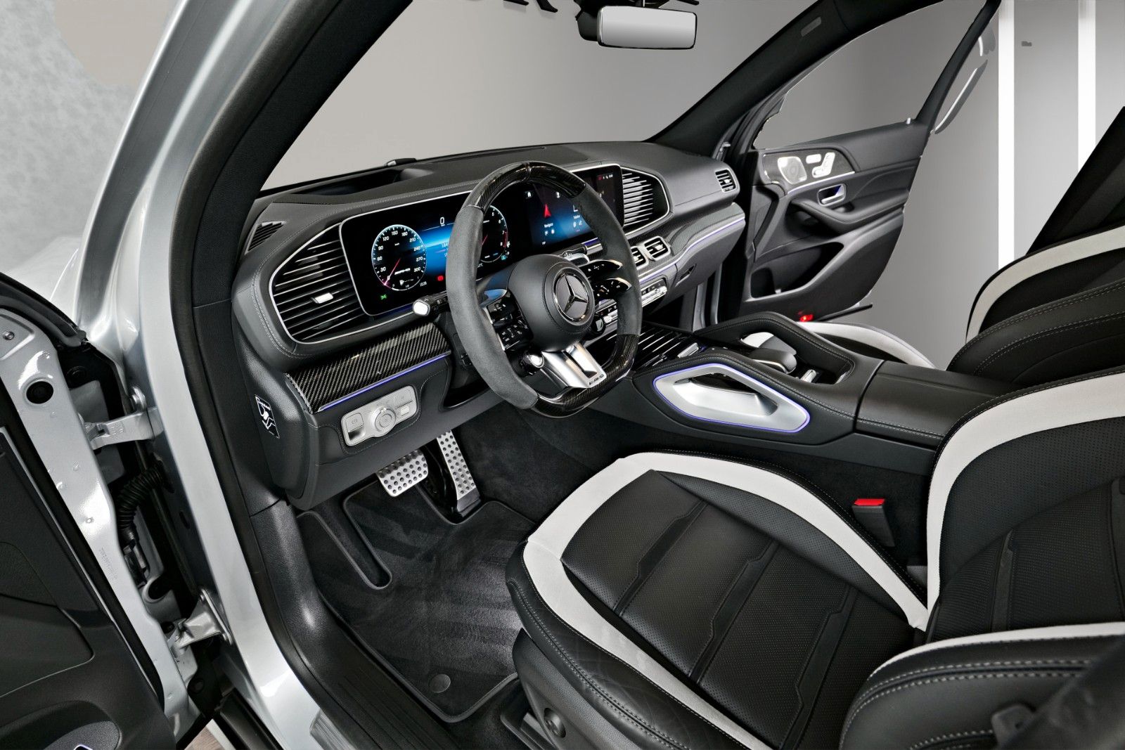 Mercedes-Benz GLE 63 S AMG 4M/ NIGHT / PANO / BURM