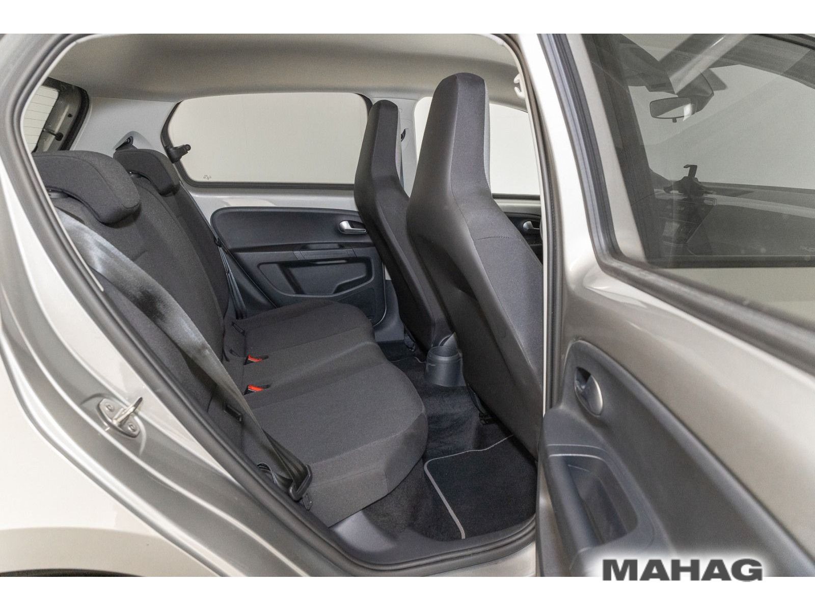 Volkswagen e-up! Style Plus - Samsaru's Car Outlet