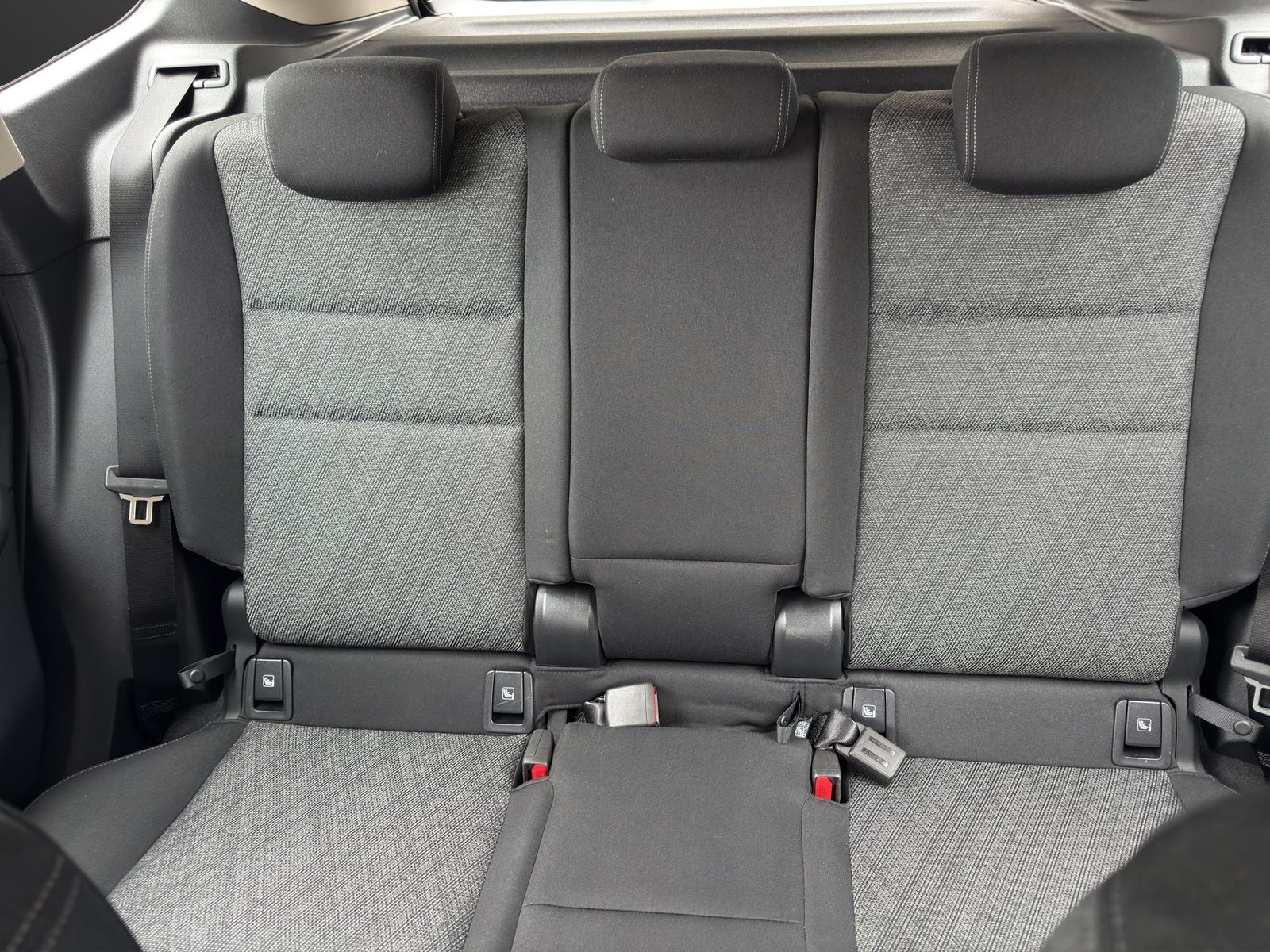 BMW X1 xDrive23i - Samsaru's Car Outlet