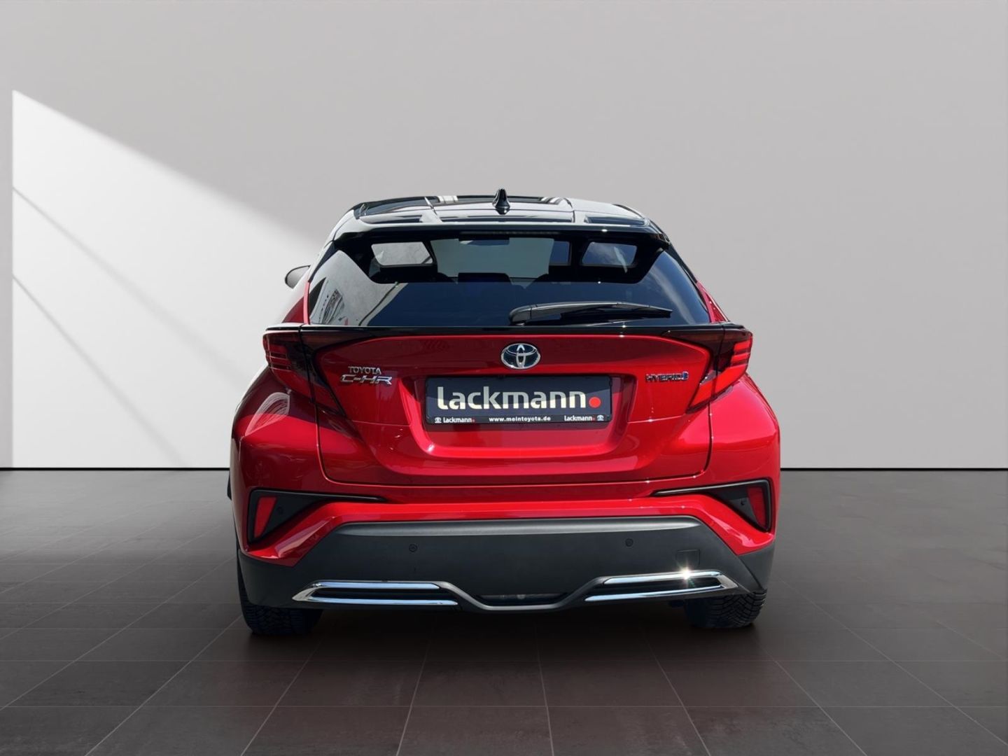 Toyota C-HR 2.0 Hybrid - Samsaru's Car Outlet