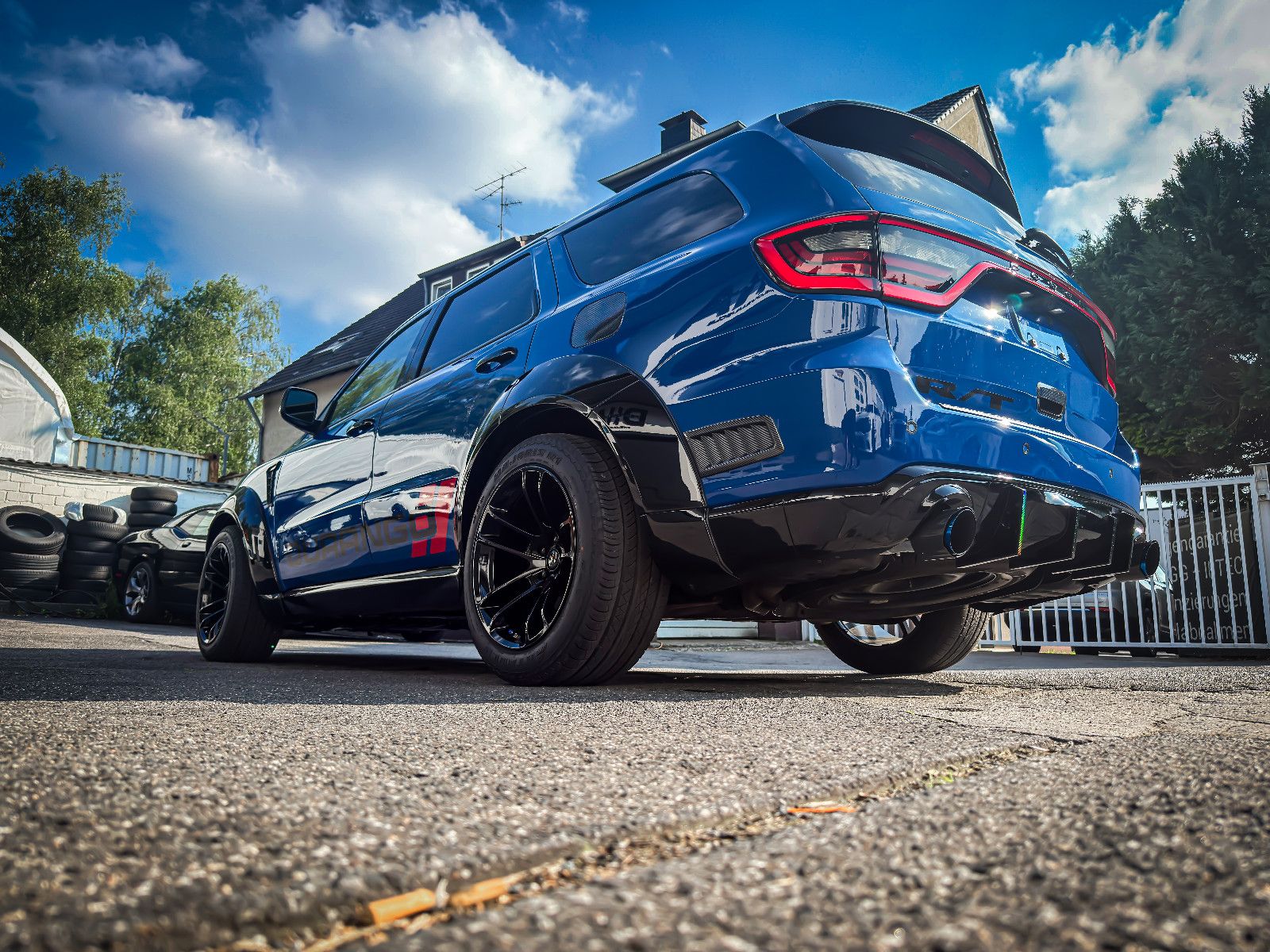 Dodge DURANGO PURSUIT 5.7 V8 *4X4*LED*WIDEBODY*6 SITZE
