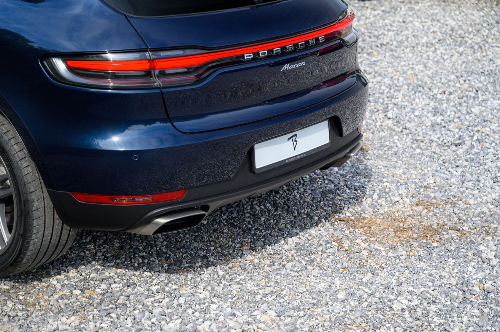 Porsche Macan 245PS - Samsaru's Car Outlet