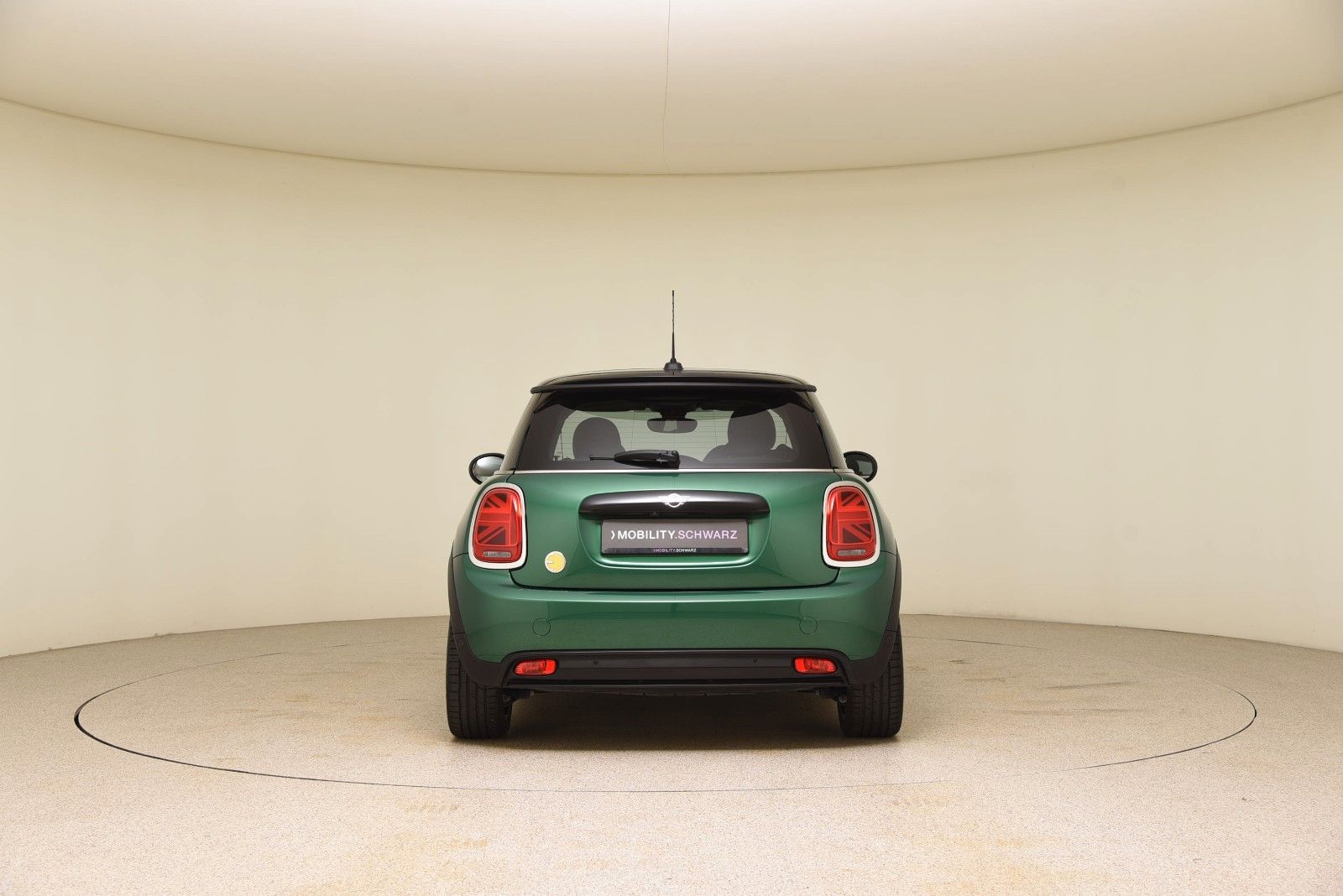 MINI Mini Cooper SE Classic - Samsaru's Car Outlet