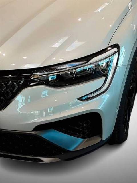 Renault ARKANA ESPRIT ALPINE Full Hybrid - Samsaru's Car Outlet