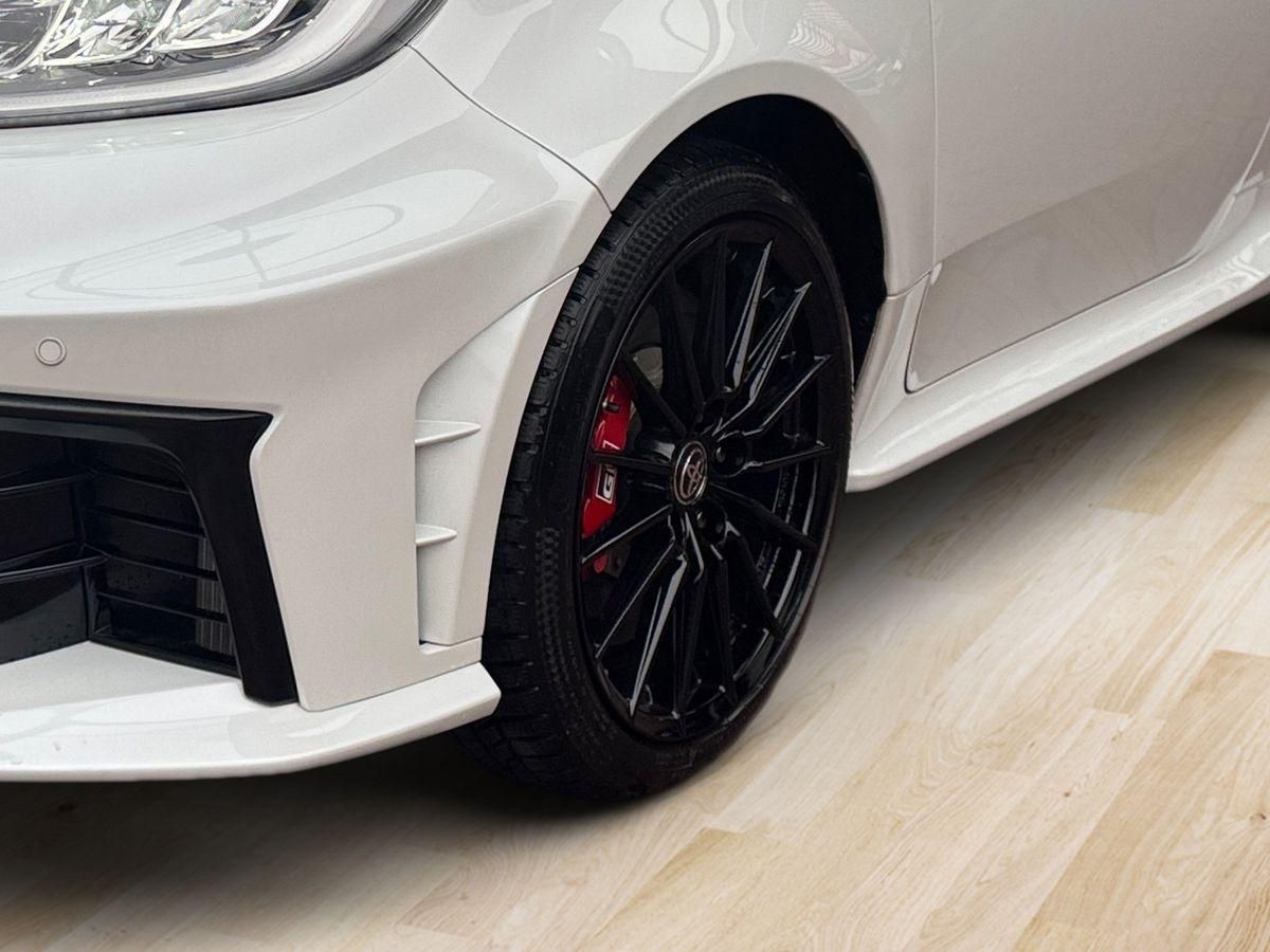 Toyota GR Yaris HighPerf 1.6l 4x4 Convenience 8-fach