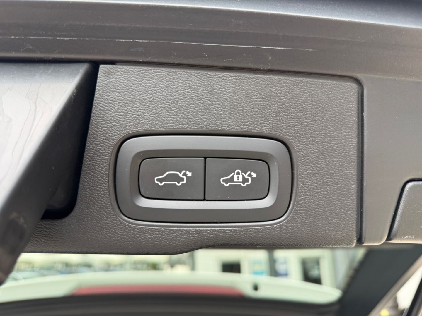 Volvo XC60 T8 R Design Recharge AWD Pano 360° Memory