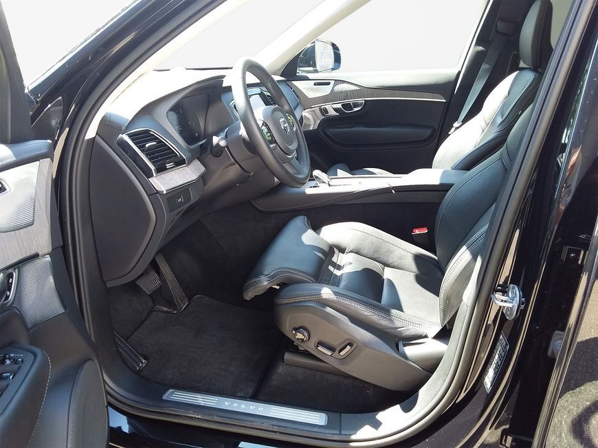 Volvo XC90 B5 D AWD Ultimate Bright - Samsaru's Car Outlet