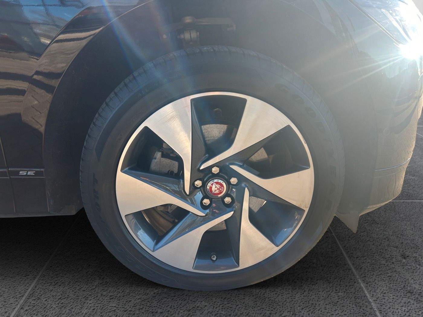 Jaguar I-PACE EV320 SE FLA HUD ParkAss. SpurW SpurH