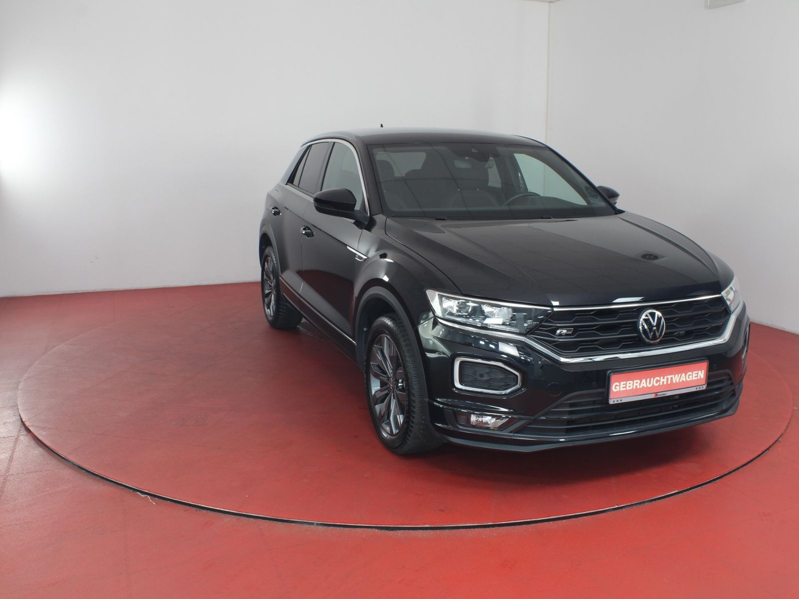 Volkswagen T-Roc R-Line - Samsaru's Car Outlet
