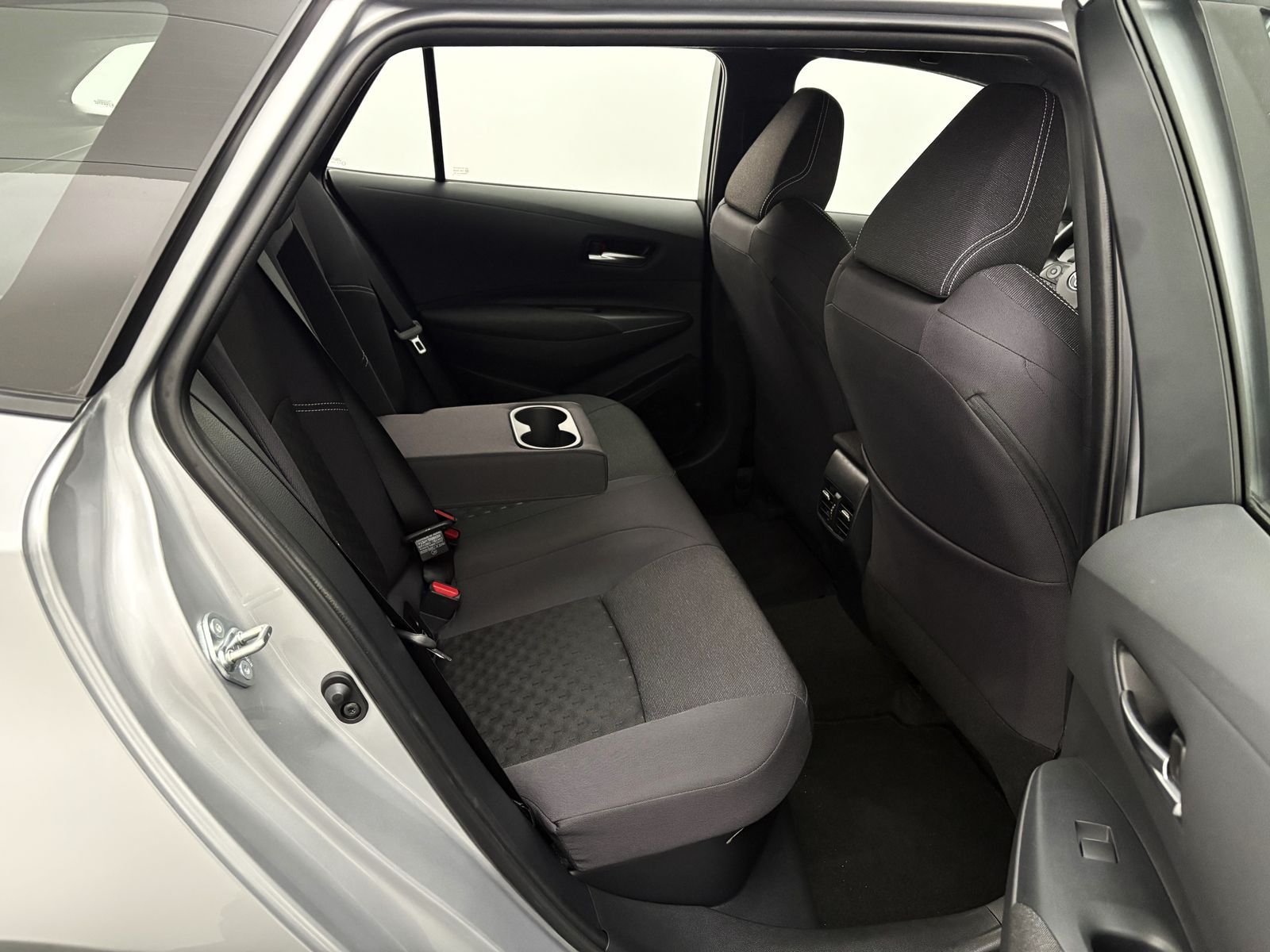 Toyota Corolla 1.8 Hybrid R-Kam#ACC#LED#Sitz-/Lenkradhz