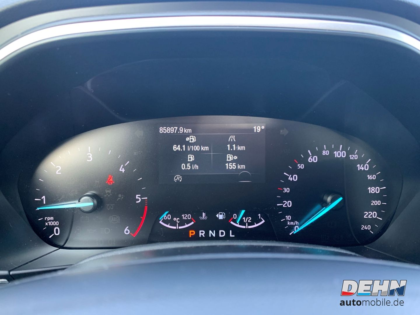Ford Focus Turnier 1.5 EB AT Cool & Connect - Samsaru's Car Outlet
