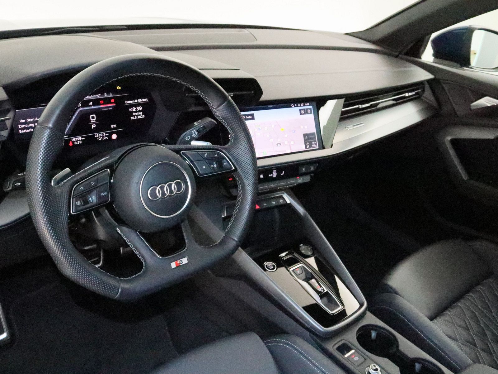 Audi A3 Limousine 35 TDI S line - Samsaru's Car Outlet