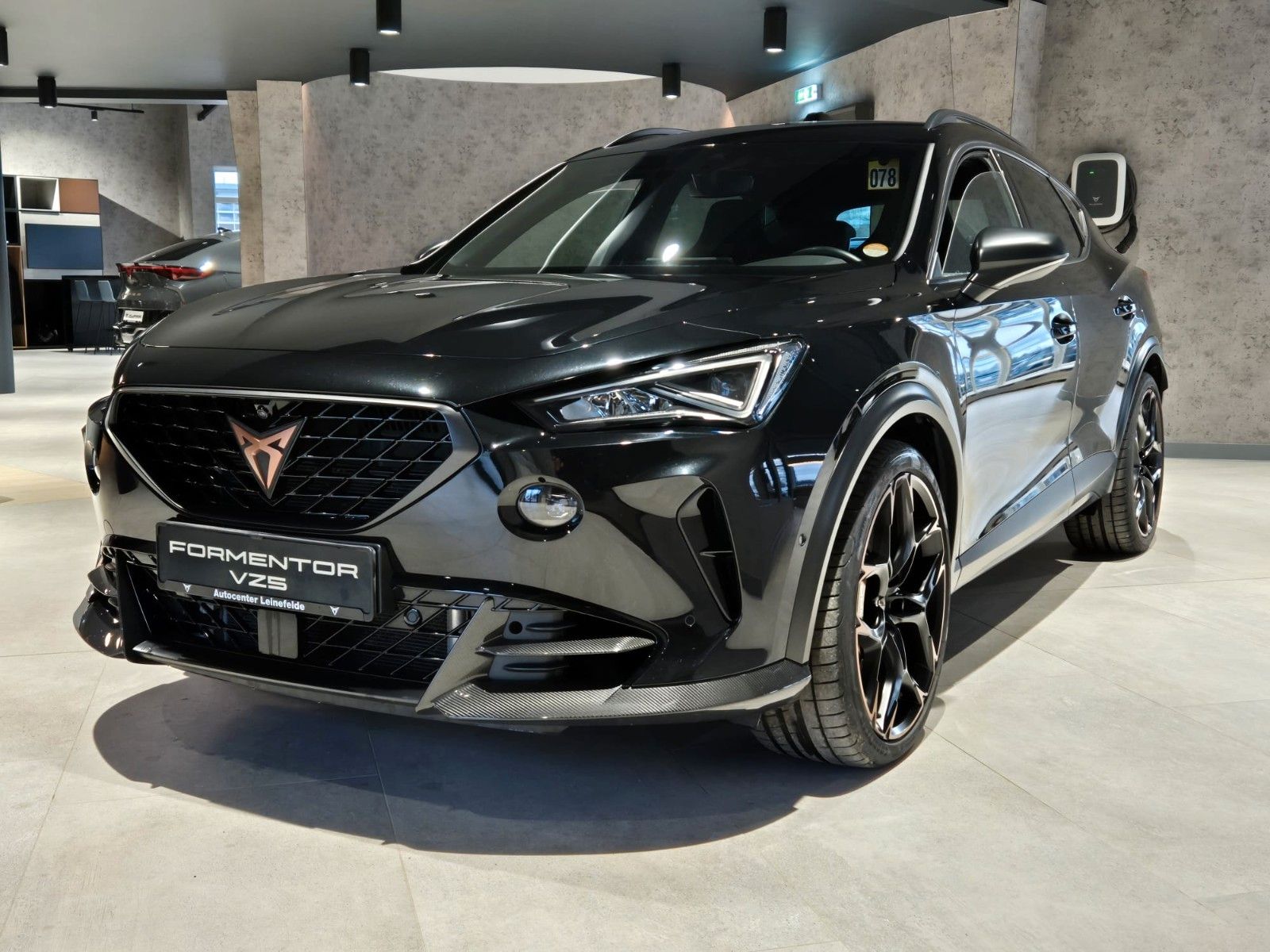 Cupra Formentor VZ5 2.5 TSI 4Drive - Samsaru's Car Outlet