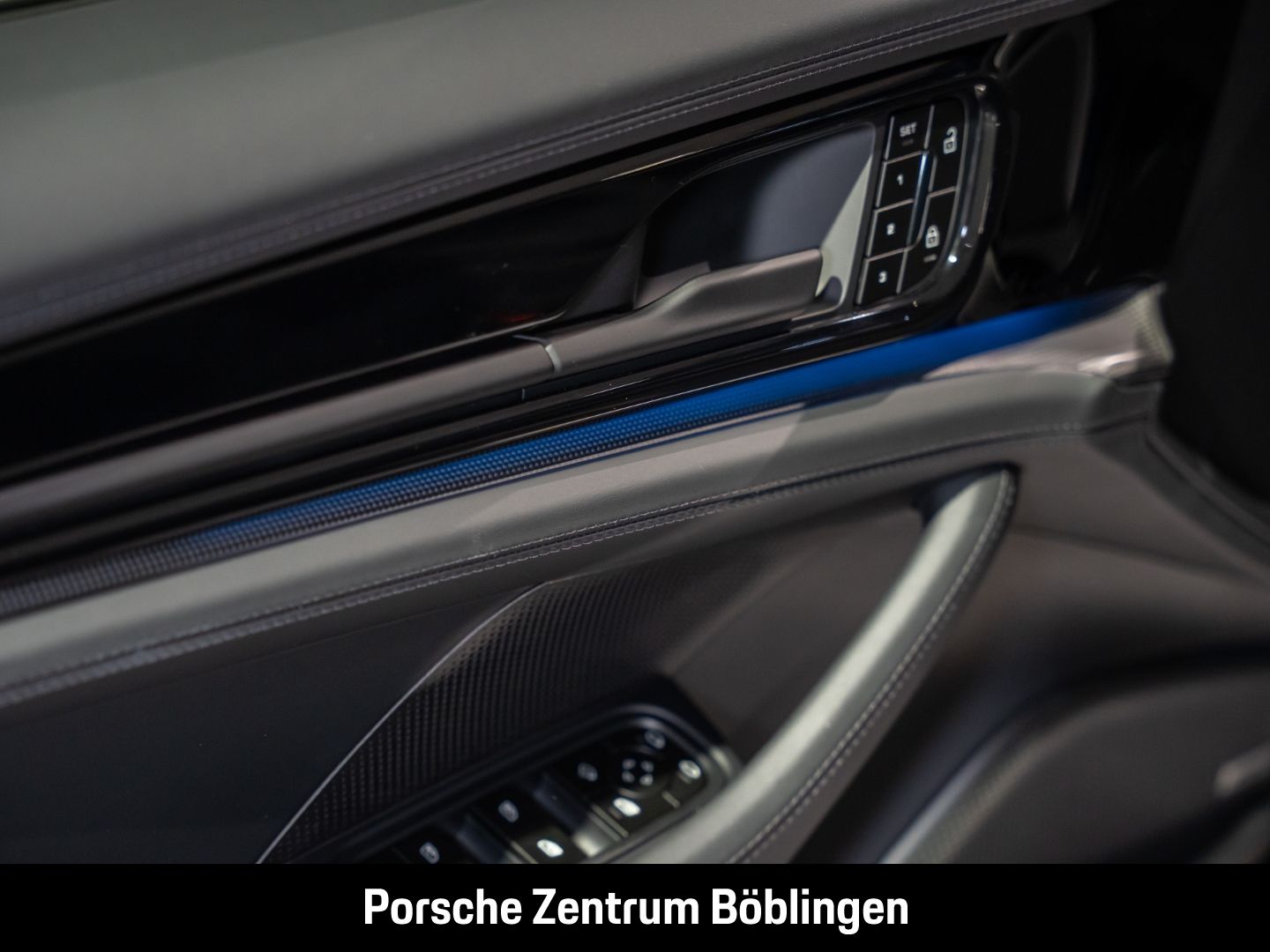 Porsche Panamera 4 E-Hybrid HA-Lenkung InnoDrive Head-Up