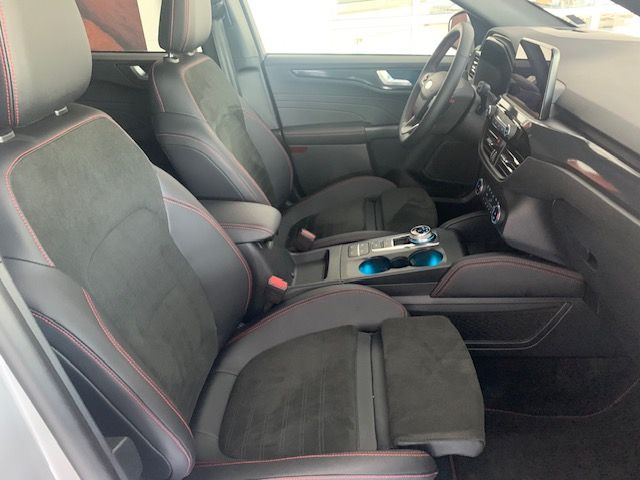 Ford Kuga FHEV GRAPHITE TECH EDITION 4x4 - Samsaru's Car Outlet