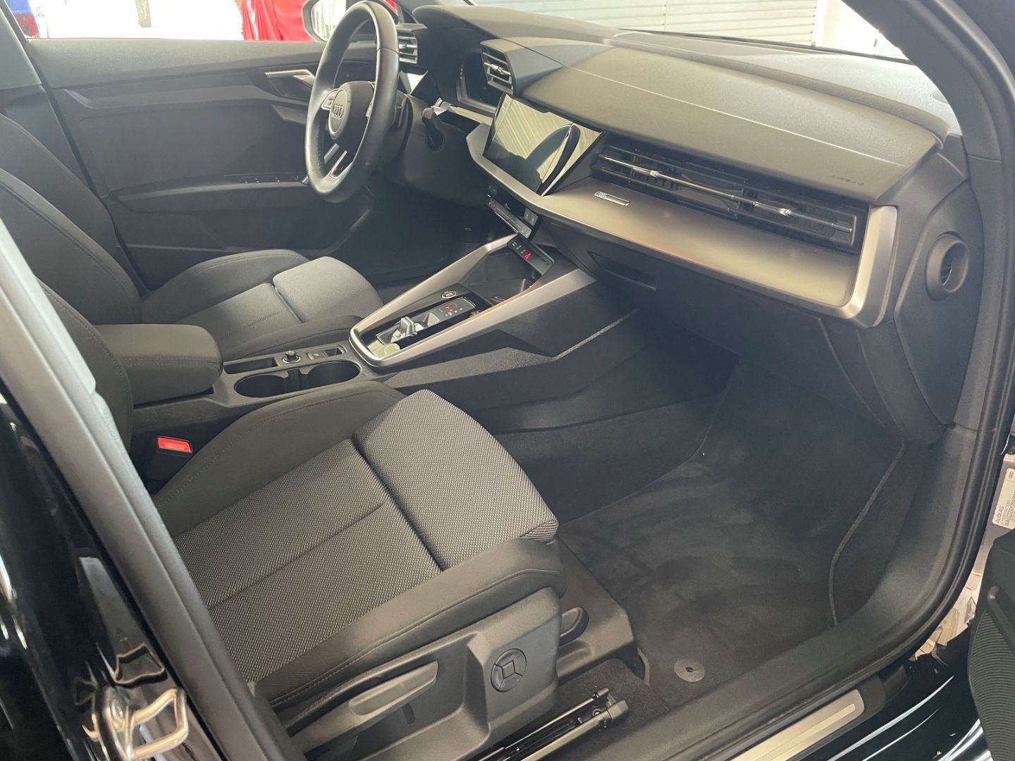 Audi A3 Sportback 35 Aut. - Samsaru's Car Outlet