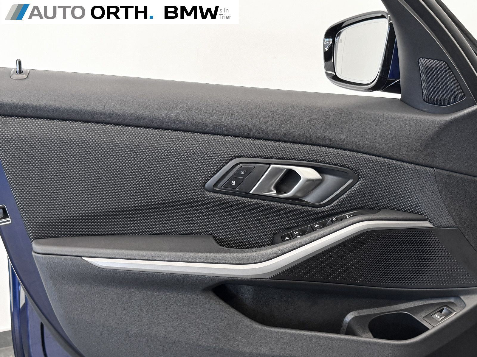 BMW 320d Touring AUTOM. LC-PROF - Samsaru's Car Outlet
