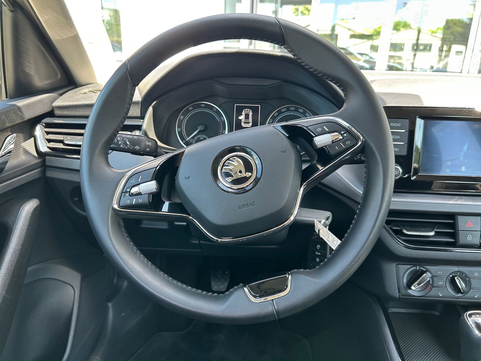Skoda Kamiq 1.0 TSI Ambition - Samsaru's Car Outlet