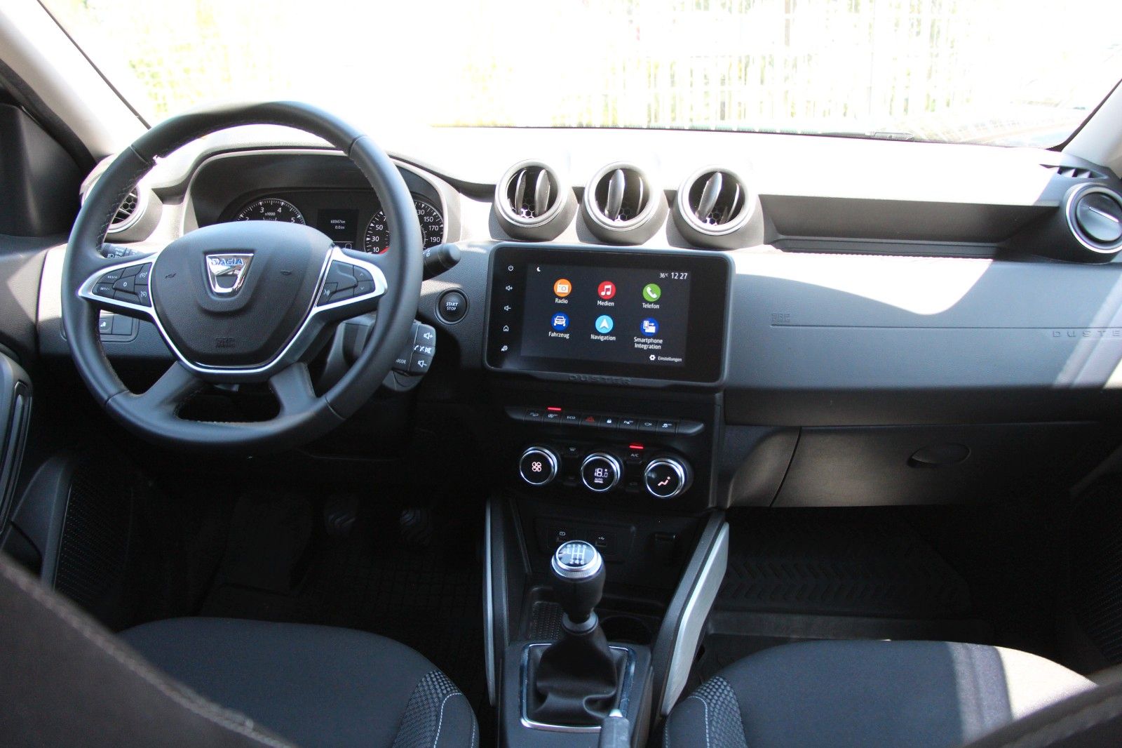 Dacia Duster TCe 150 4WD Prestige - Samsaru's Car Outlet