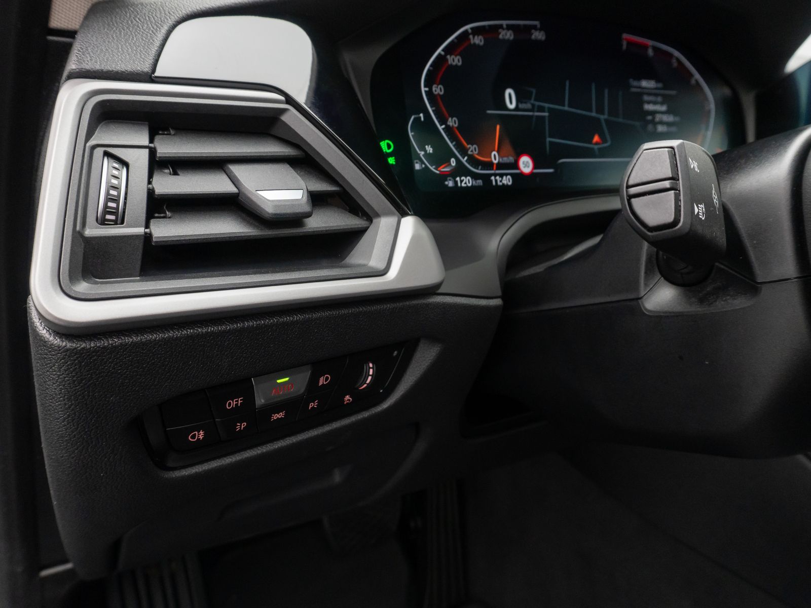 BMW 330i xD - Samsaru's Car Outlet