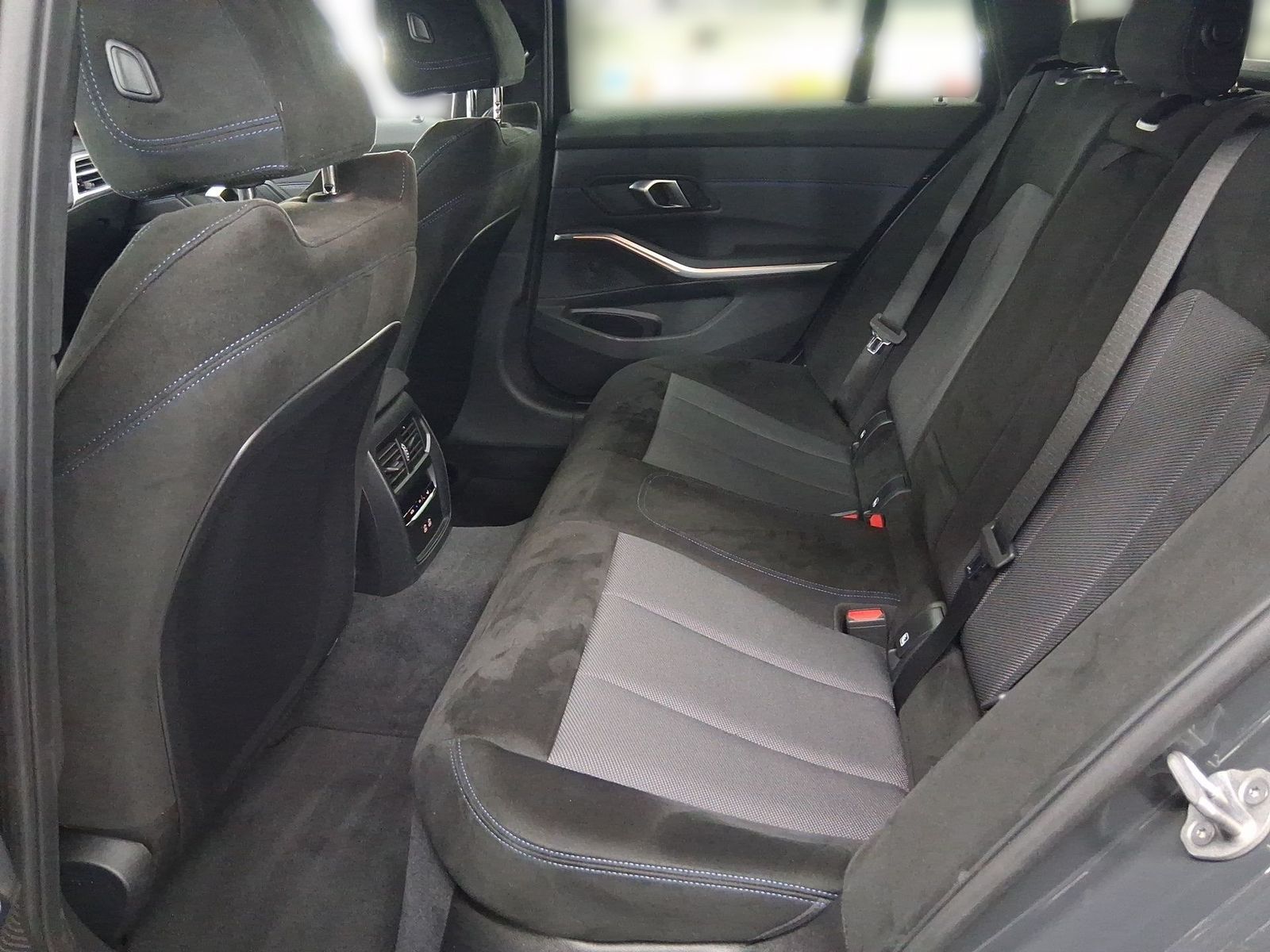 BMW 330i xDrive Touring*Msport*DrivAss*ParkAssPlus*A
