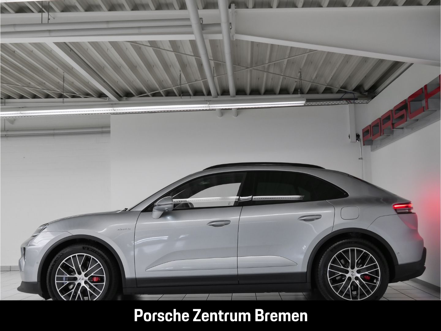 Porsche Macan 4S - Samsaru's Car Outlet