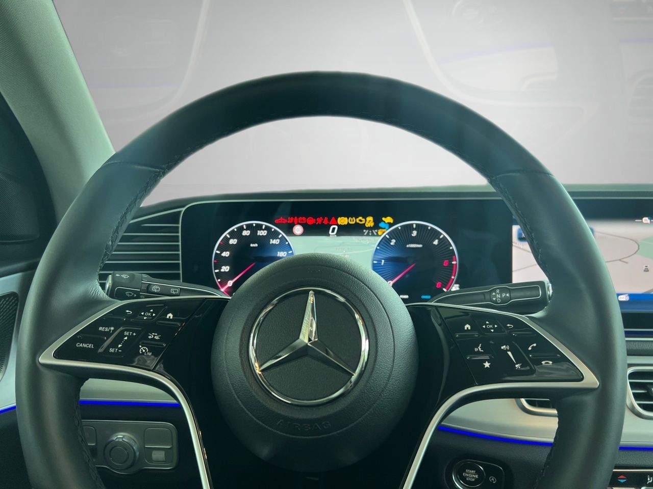 Mercedes-Benz GLE 300 d 4M AMG Night Distronic Pano AHK 360