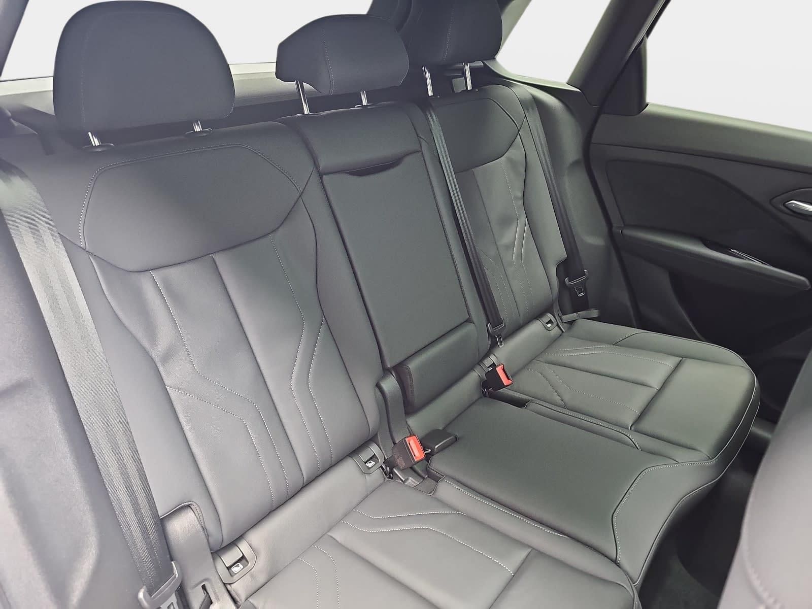 Audi TDI S-TRONIC S-LINE NAVI LED-PLUS PANO